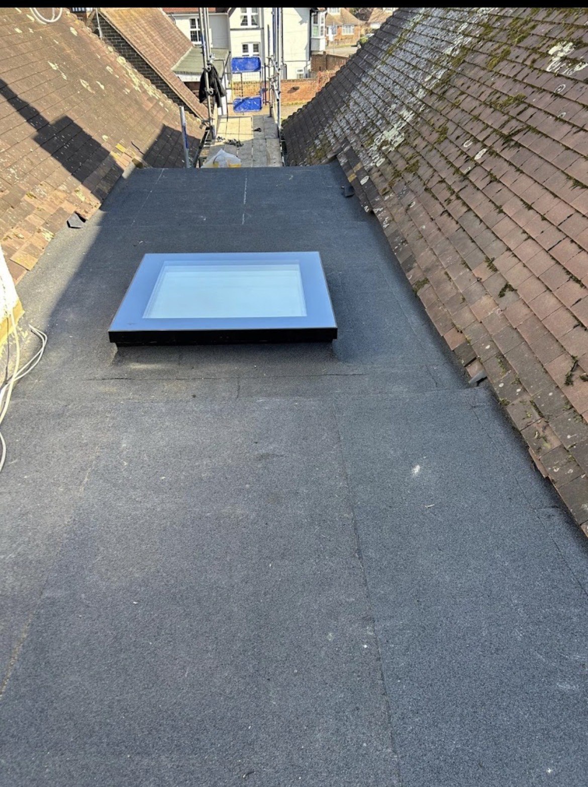 Roof window and flat roof project